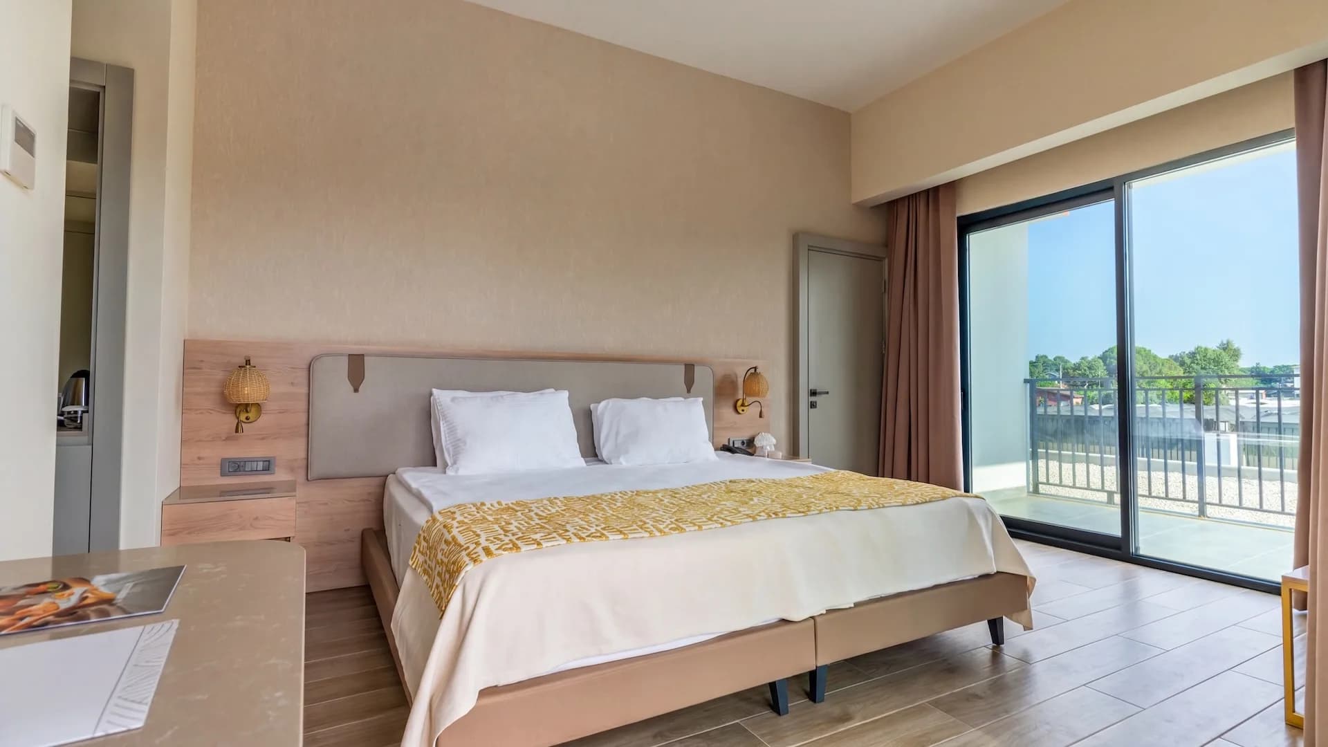 Deluxe Sığ Havuzlu Oda fotoğrafı 7